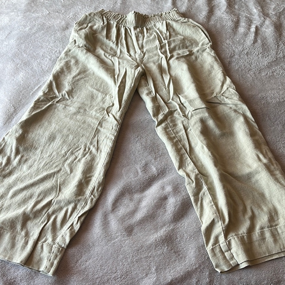 Abercrombie and Fitch Wide Leg Pants